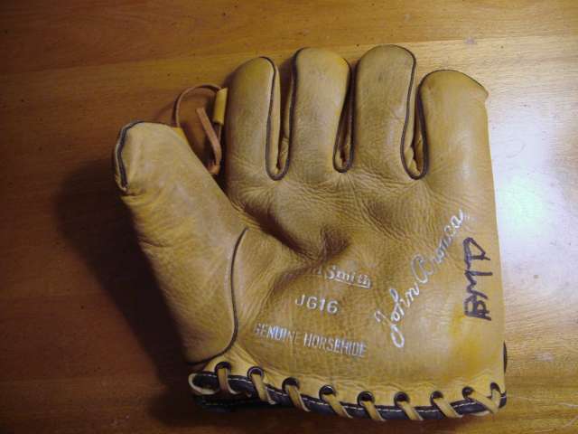 Johnny Broaca Goldsmith JG16 Front